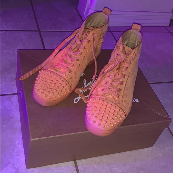 Men’s Christian Louboutin hightop sneakers